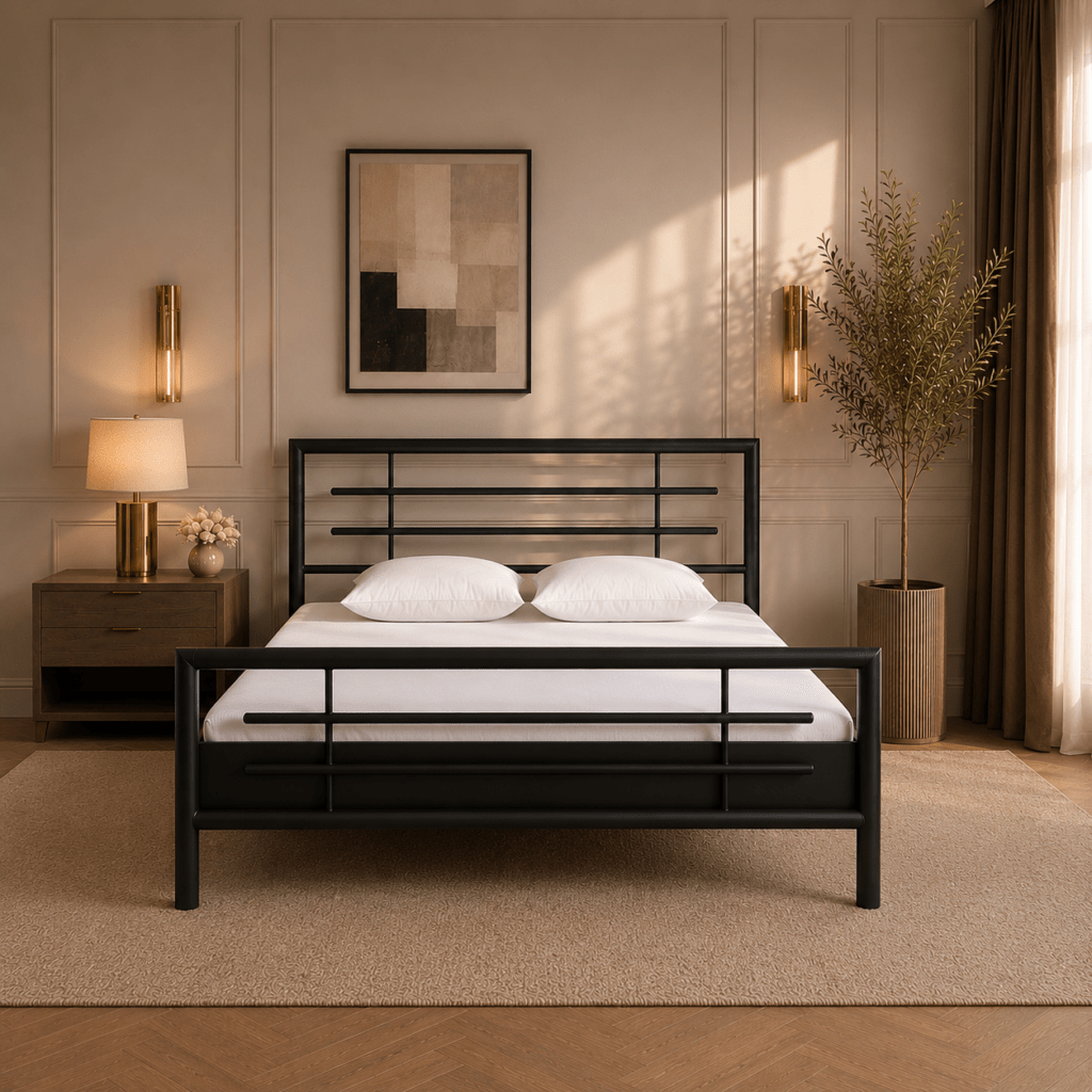 Detailopname van de robuuste metalen constructie en afwerking van het Verona bed