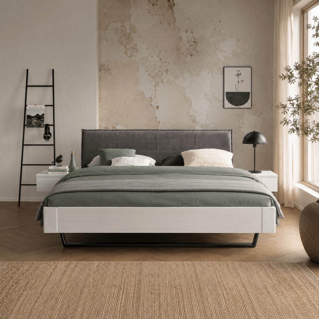 Modern industrieel houten bed kopen van het merk Van Schaik Delvano