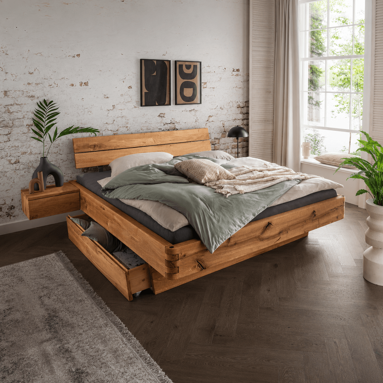 Van Schaik Kestrel Massief Eiken Balkenbed sfeerbeeld in moderne slaapkamer