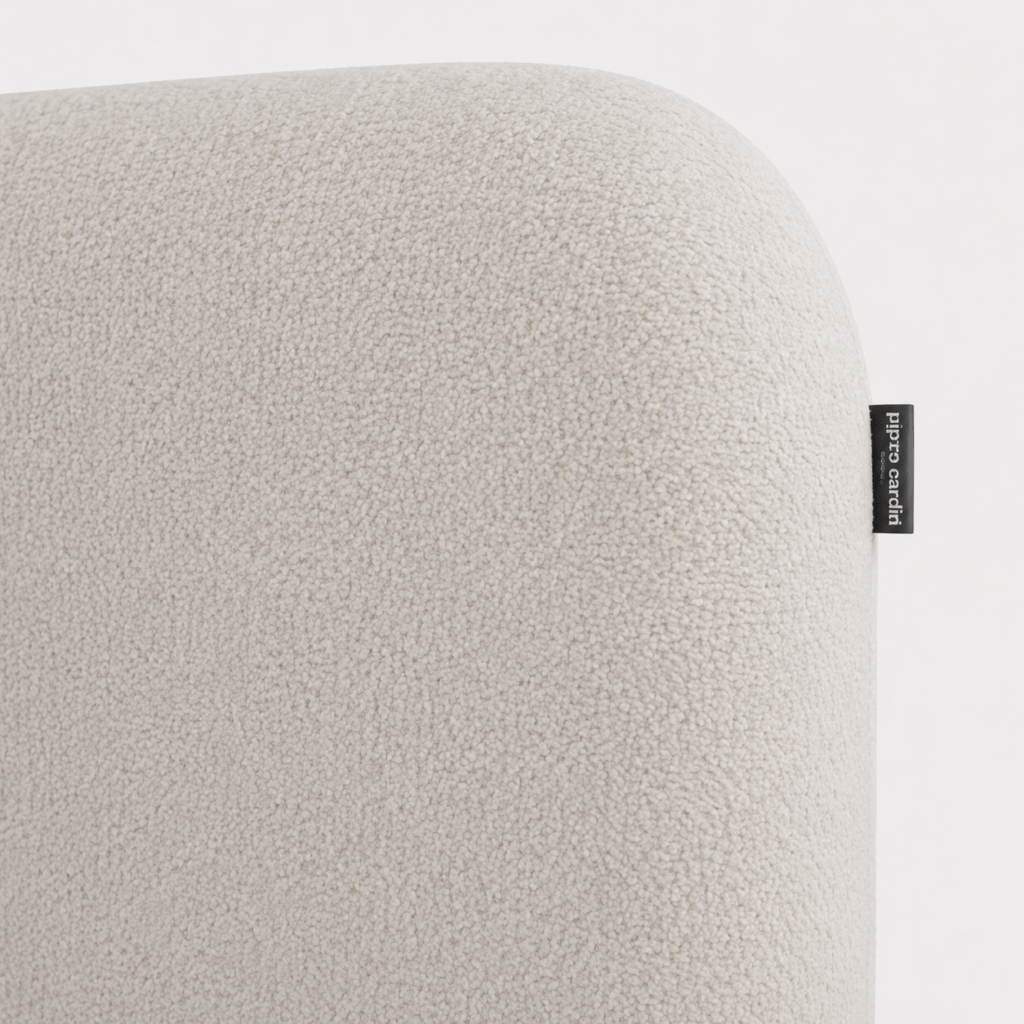 Geopende opbergruimte van het pierre cardin opbergbed cordoba