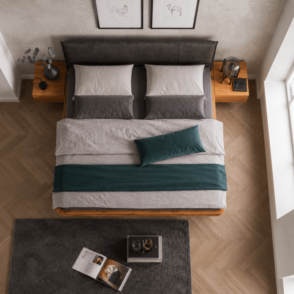 Bovenaanzicht van het Van Schaik Ulmar Massief Eiken Balkenbed met matras