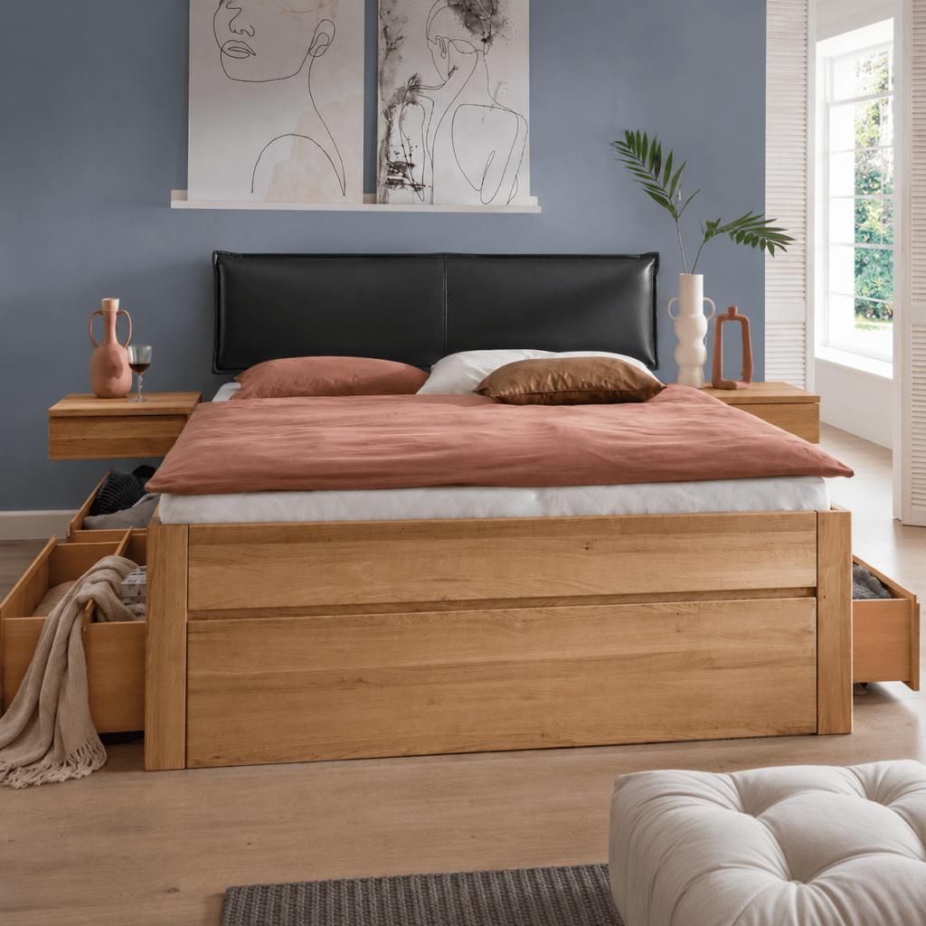 Houtnerf en textuur van Stabverleimt massief wild eikenhout bij het Oaklyn bed