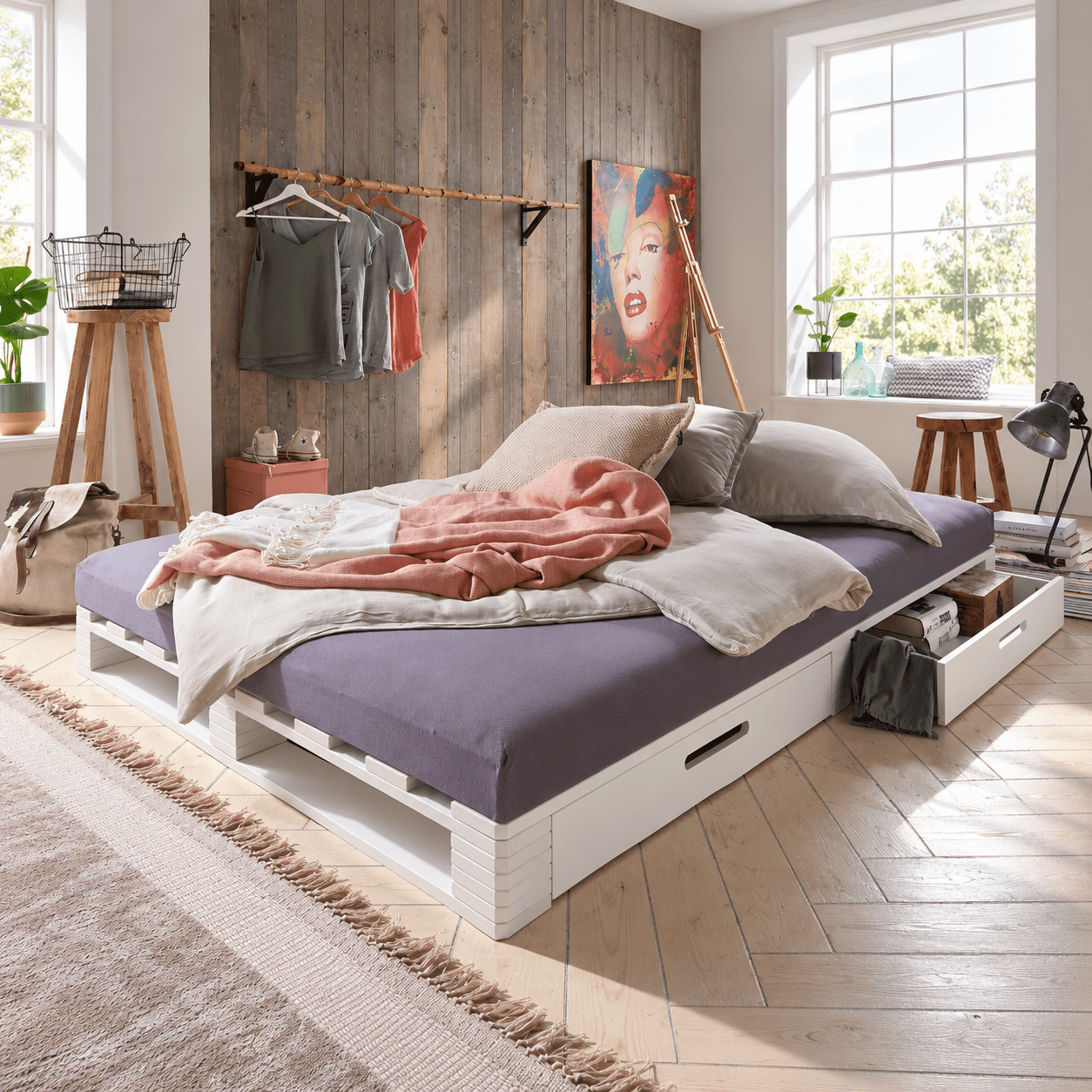 Wit pallet bed 140x200 met lades van massief hout vooraanzicht