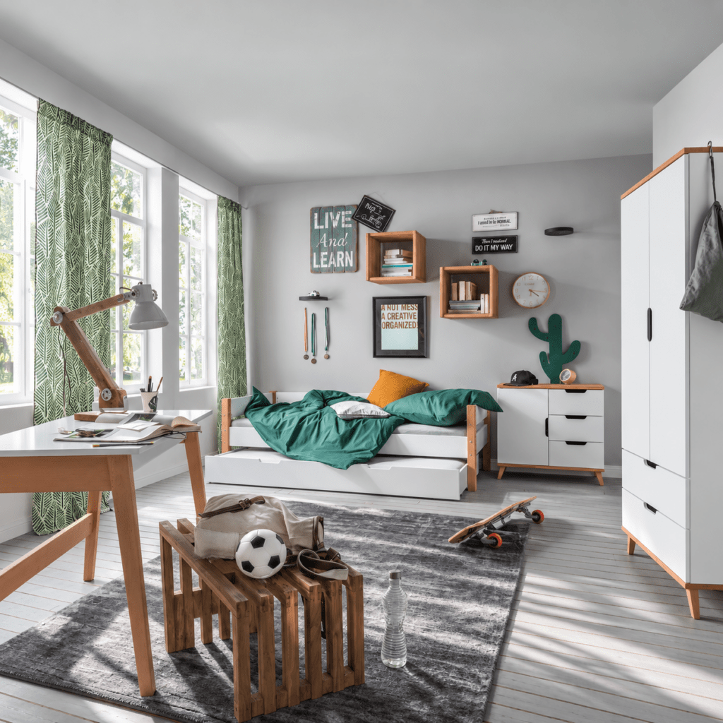 infanscolor kajuitbed complete kinderkamer set wit beuken met kledingkast en bureau