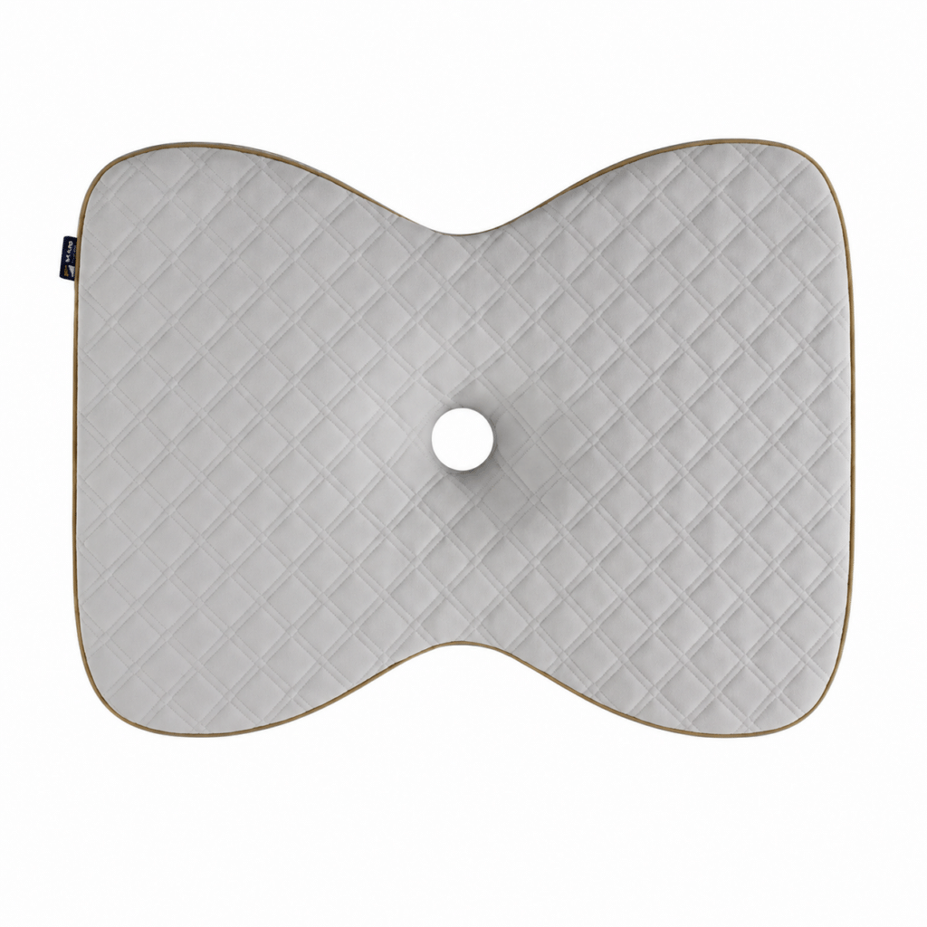 M Line The Crown Pillow met ooruitsparing